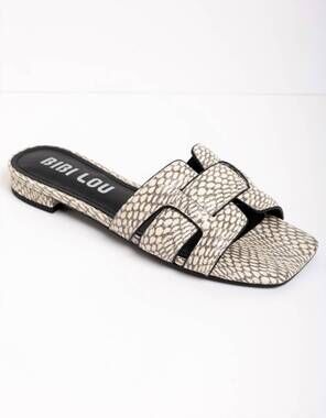 NEW BIBI LOU women's holly flat sandals in natural